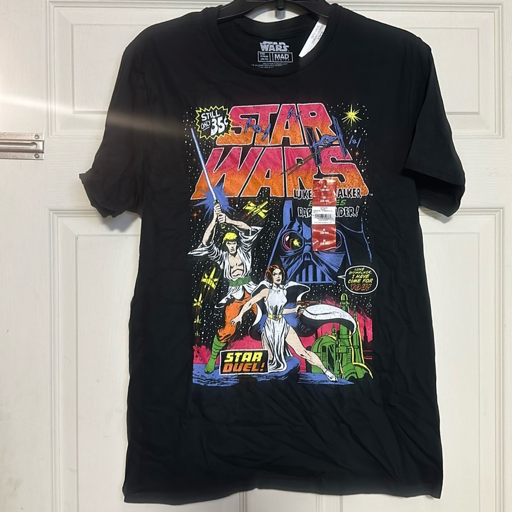 STAR WARS STAR DUEL GRAPHIC TEE: BLACK: NEW WITH TAGS: SIZE MEDIUM